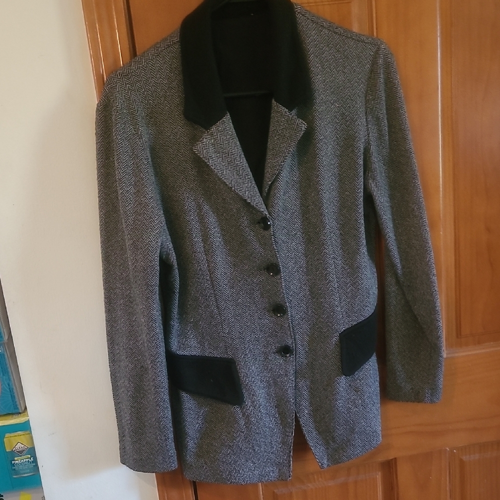 Grey Herringbone Jacket Blazer Black Pockets Light Unlined Sz Med Unlined Poly?